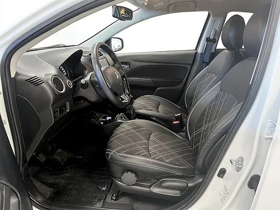 Mitsubishi Space Star 2022 photo 4