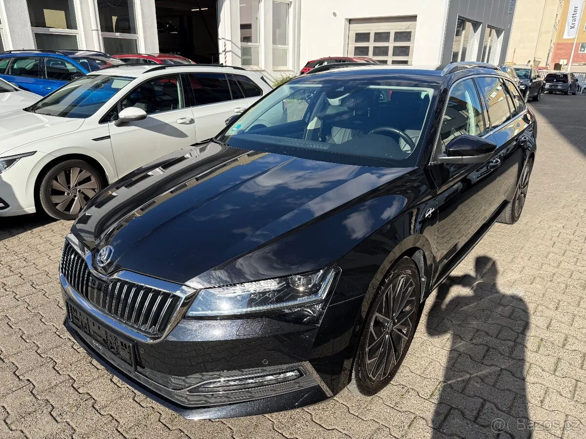 Skoda Superb 2023 photo 3