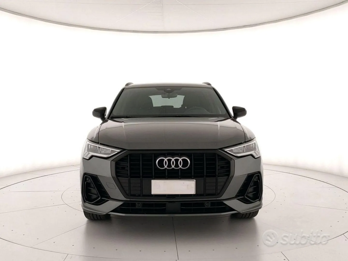 Audi Q3 2025 photo 2