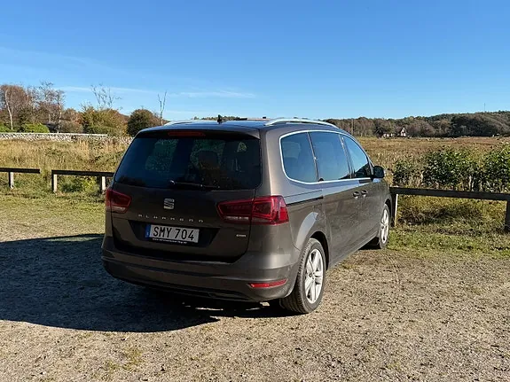 Seat Alhambra 2017 photo 2