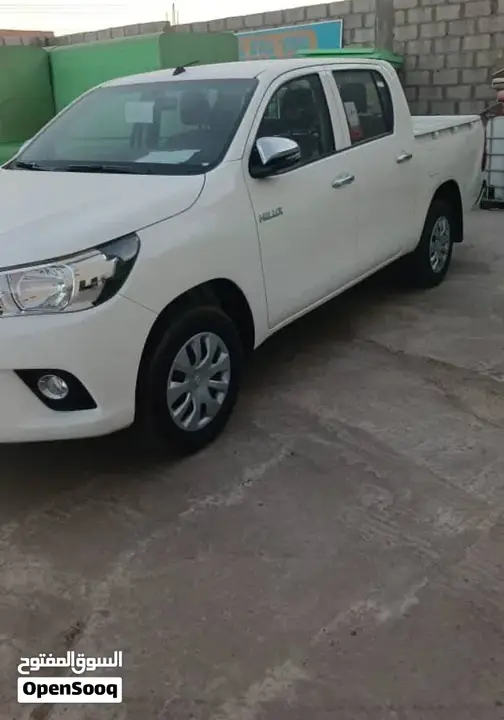 Toyota Hilux 2025 photo 3