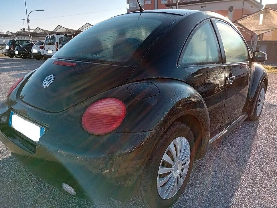 Volkswagen New Beetle 2003 photo 3