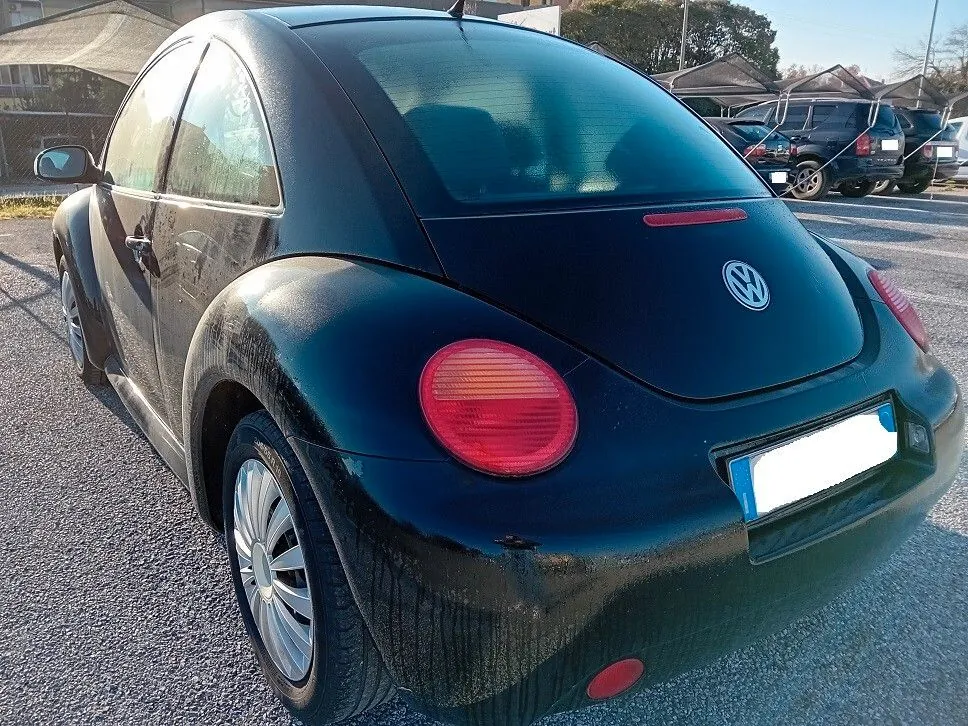Volkswagen New Beetle 2003 photo 4