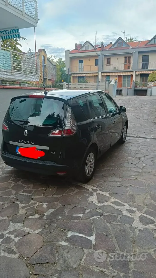 Renault Scenic 2015 photo 2
