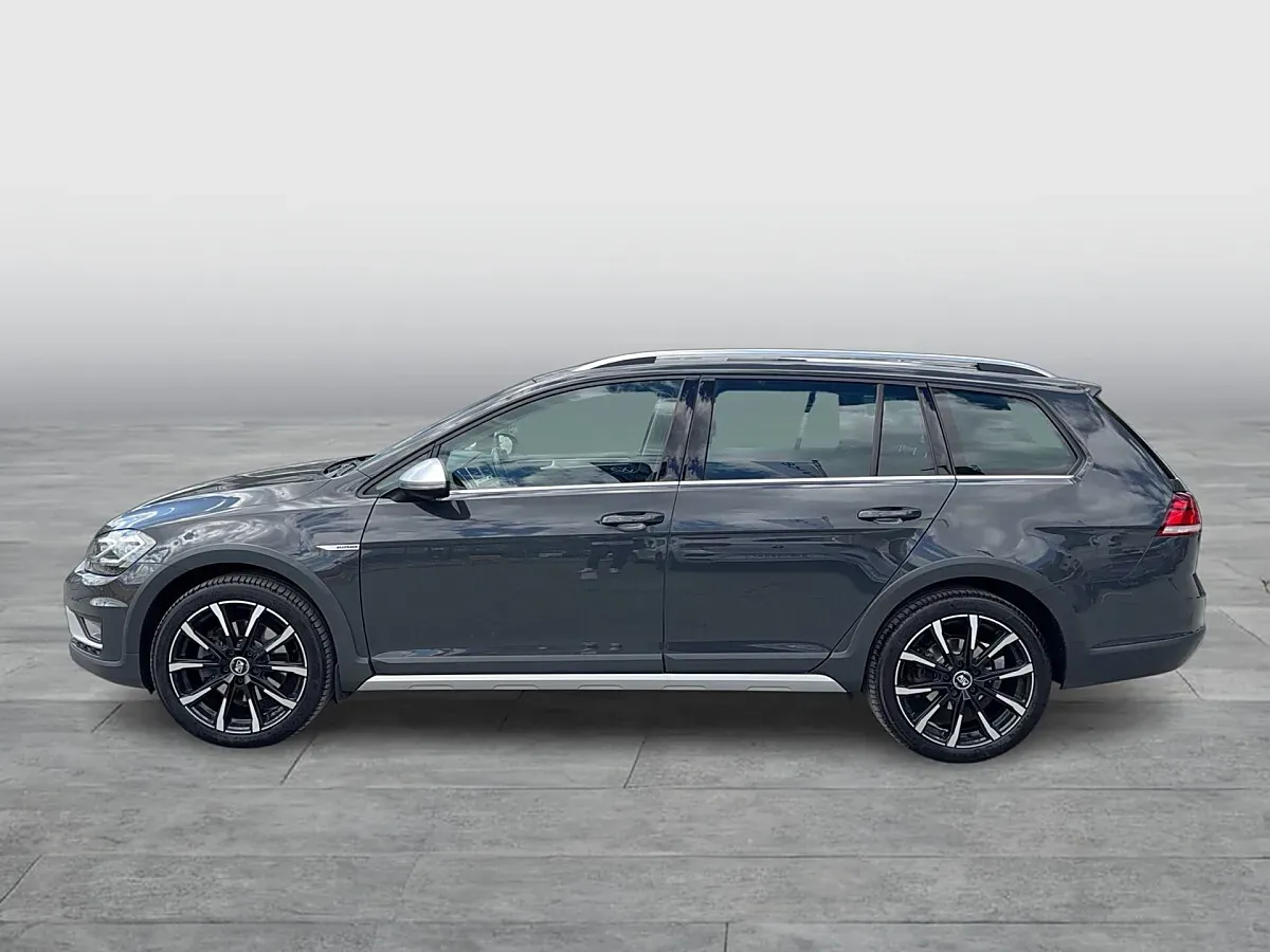 Volkswagen Golf 2019 photo 2