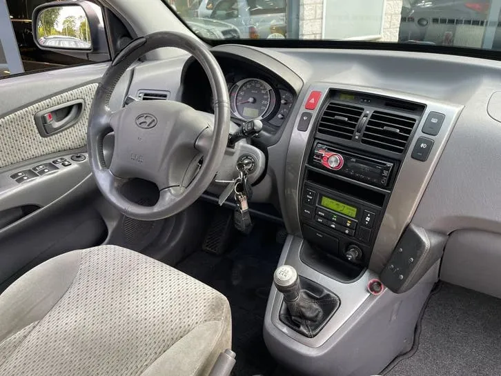 Hyundai Tucson 2005 photo 2