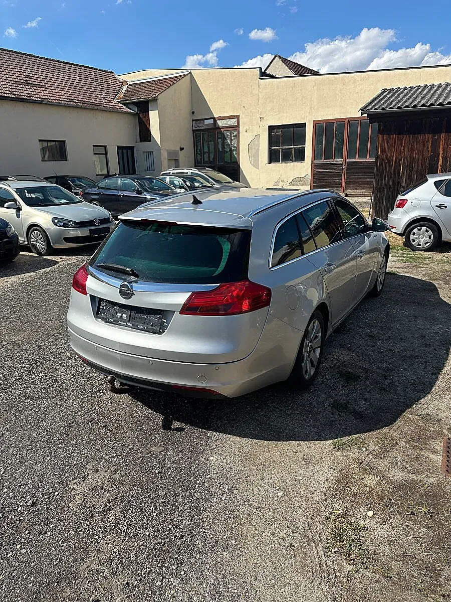 Opel Insignia 2010 photo 3