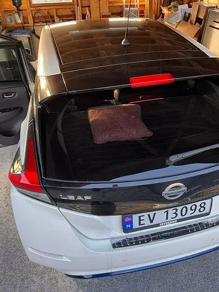 Nissan Leaf 2018 photo 2