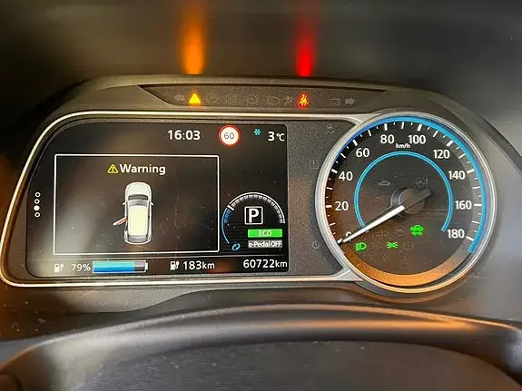 Nissan Leaf 2018 photo 5