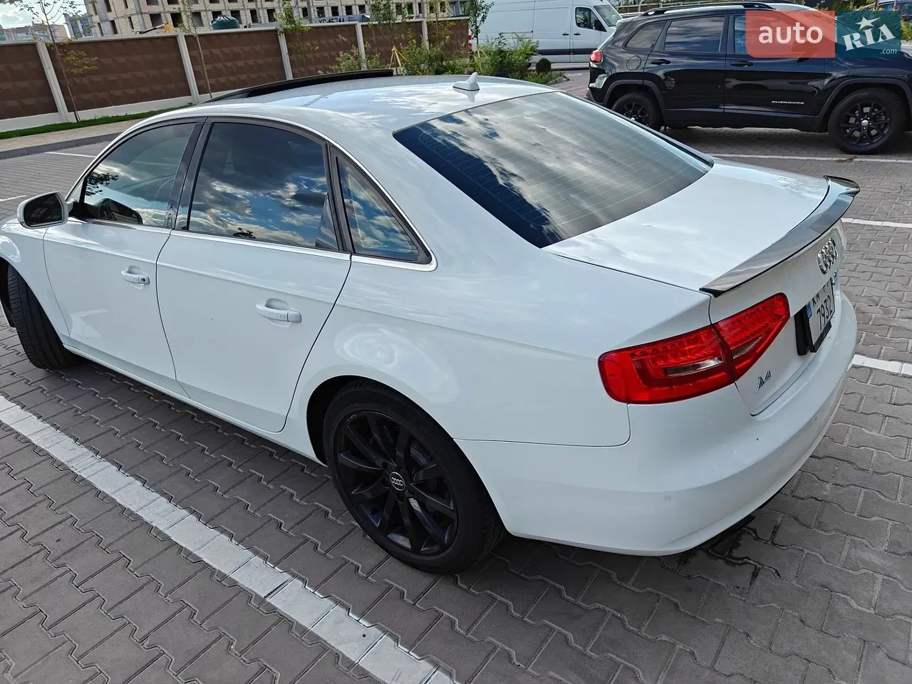 Audi A4 2013 photo 2
