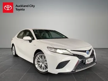 Toyota Camry 2018 photo 2
