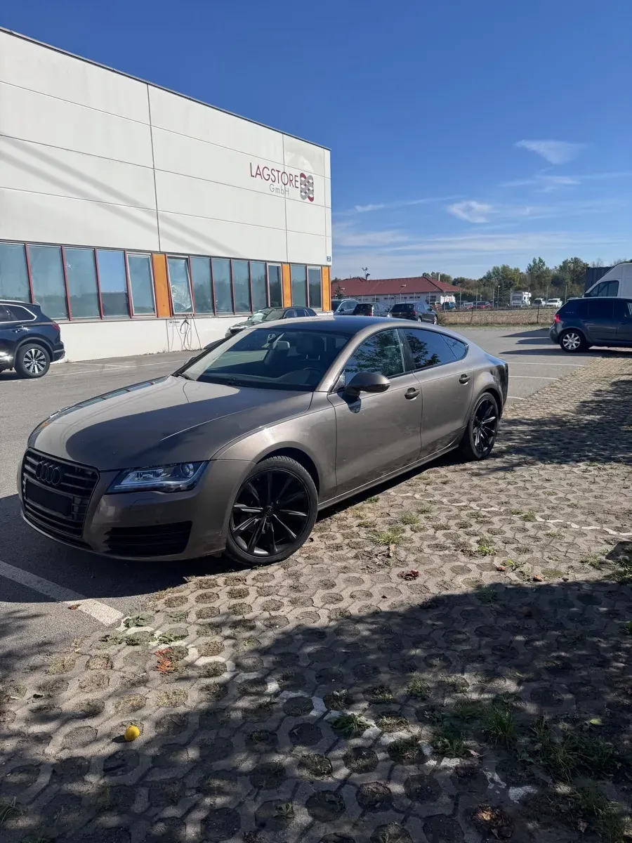 Audi A7 2011 photo 3