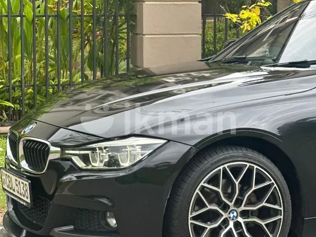 BMW 318I 2018 photo 3