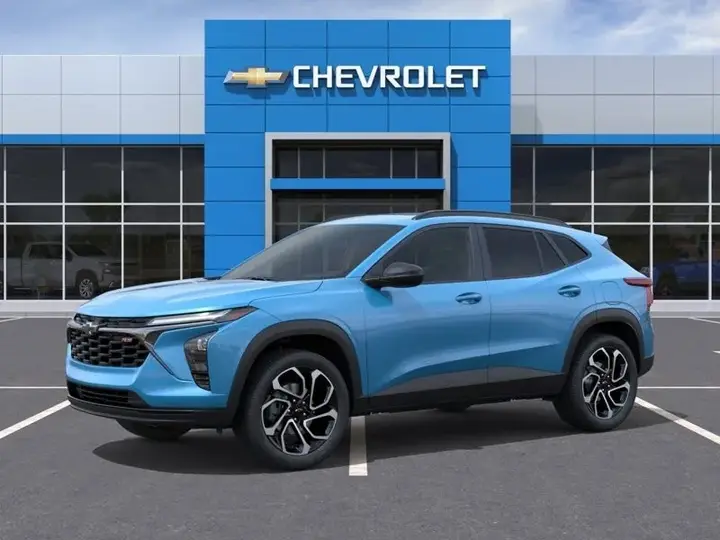 Chevrolet Trax 2026 photo 2