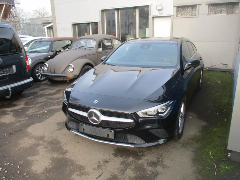 Mercedes-Benz Cla 200 Shooting Brake