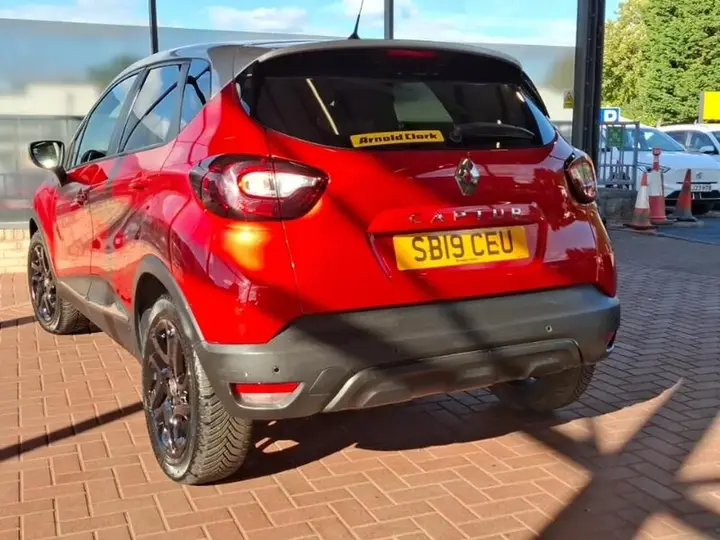Renault Captur 2019 photo 2