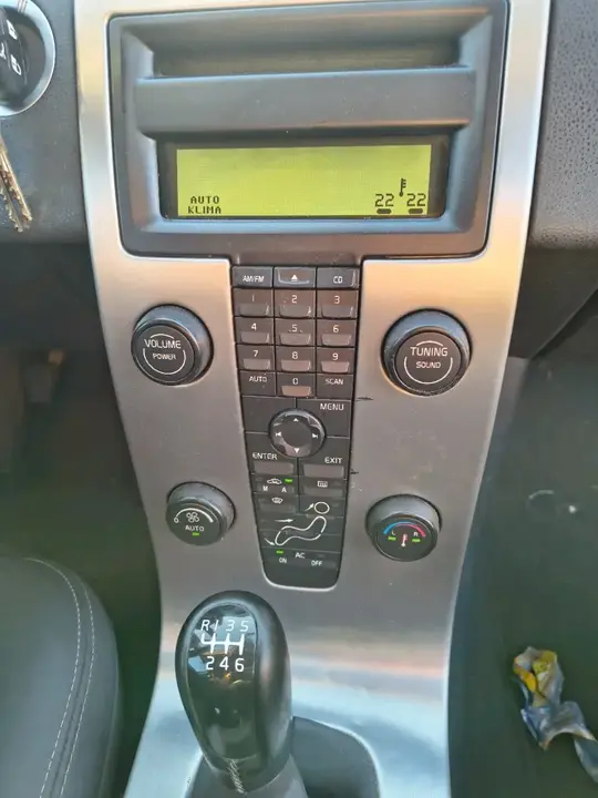 Volvo V50 2005 photo 2