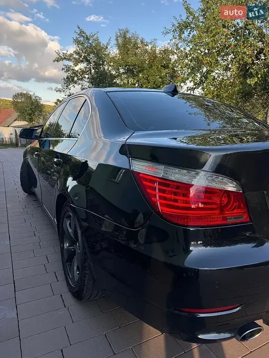 BMW 5 Series 2009 photo 5