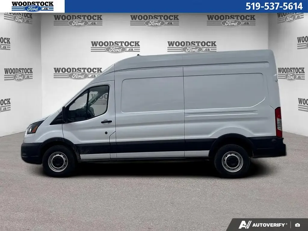 Ford Transit Cargo Van 2024 photo 3
