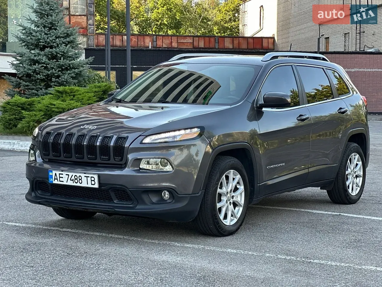 Jeep Cherokee 2015 photo 3