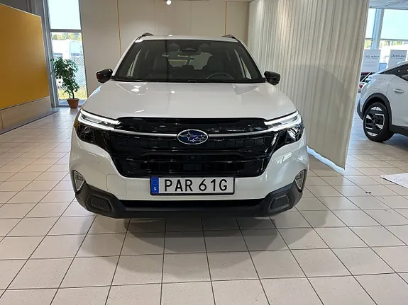 Subaru Forester 2025 photo 2