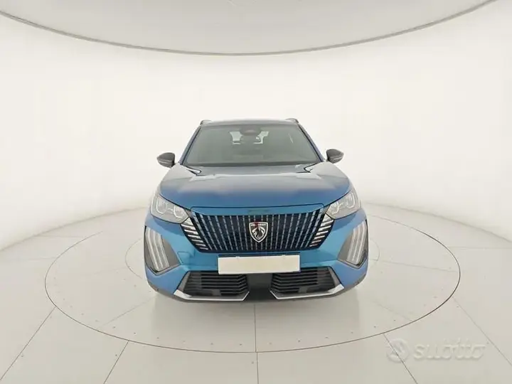 Peugeot 2008 2025 photo 5