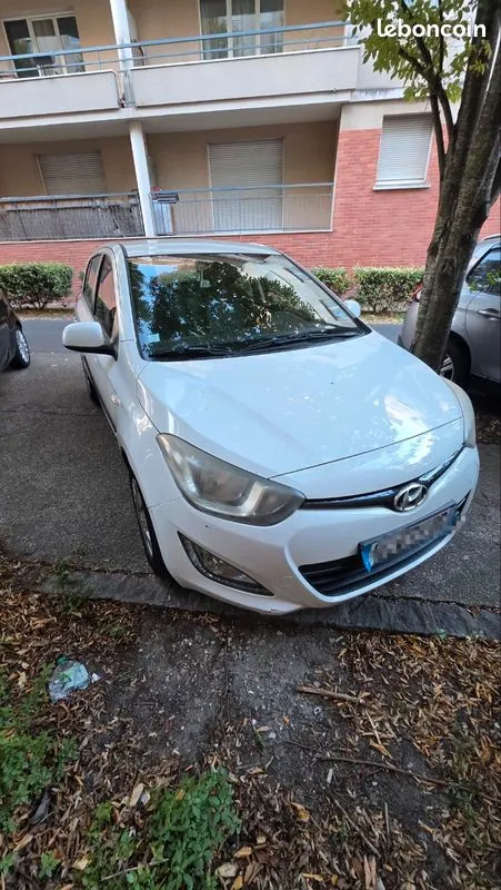 Hyundai I20