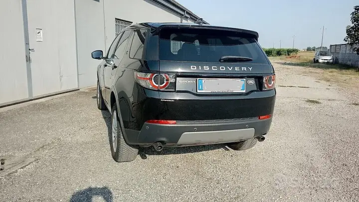 Land Rover Discovery Sport 2016 photo 5