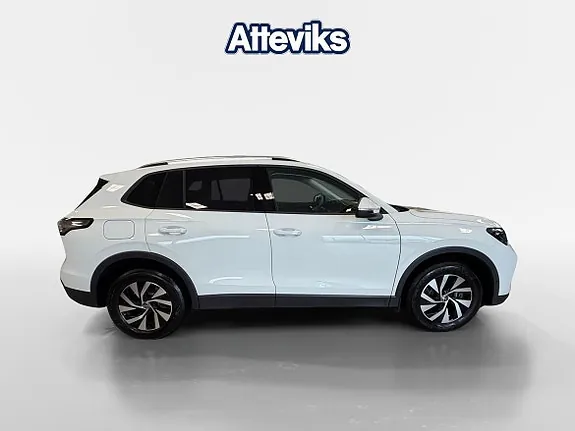 Volkswagen Tiguan 2025 photo 2