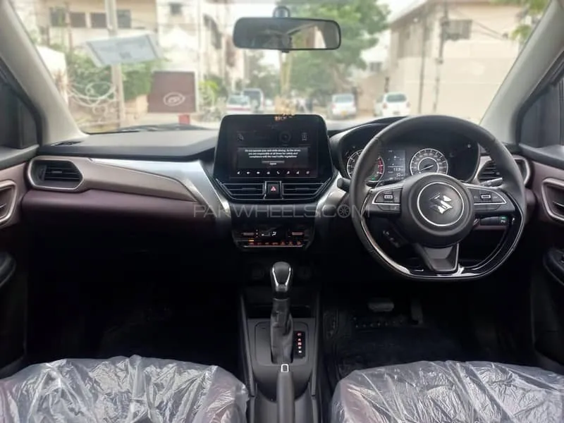 Suzuki Fronx