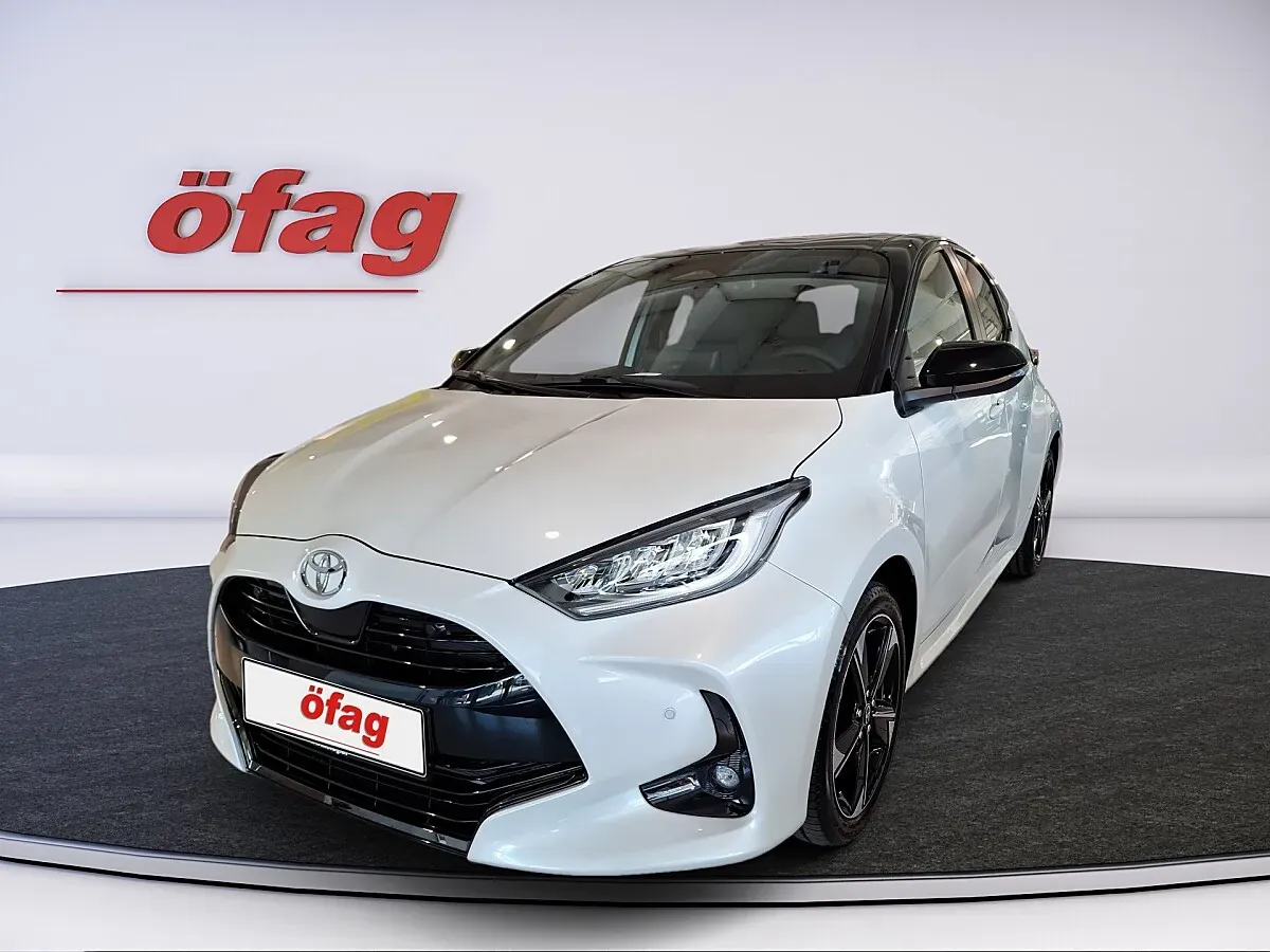 Toyota Yaris photo 3