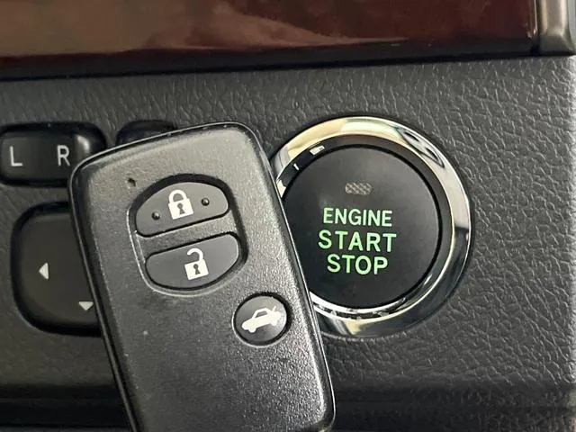 Toyota Mark X 2014 photo 5