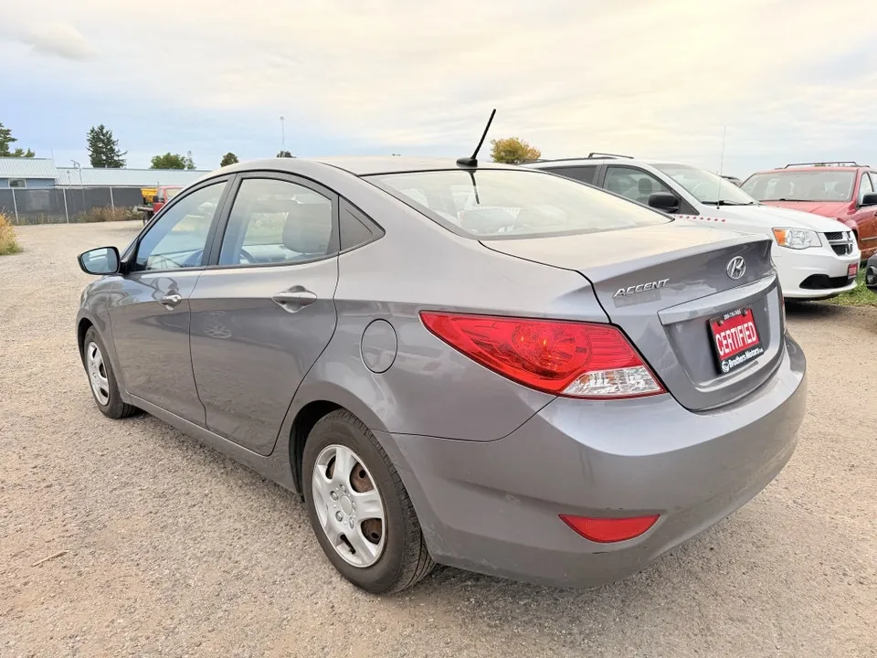 Hyundai Accent 2014 photo 4