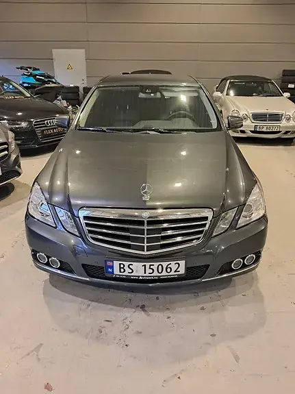 Mercedes-Benz E 220 D 2010 photo 2