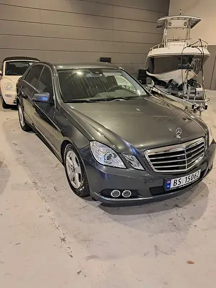 Mercedes-Benz E 220 D 2010 photo 3