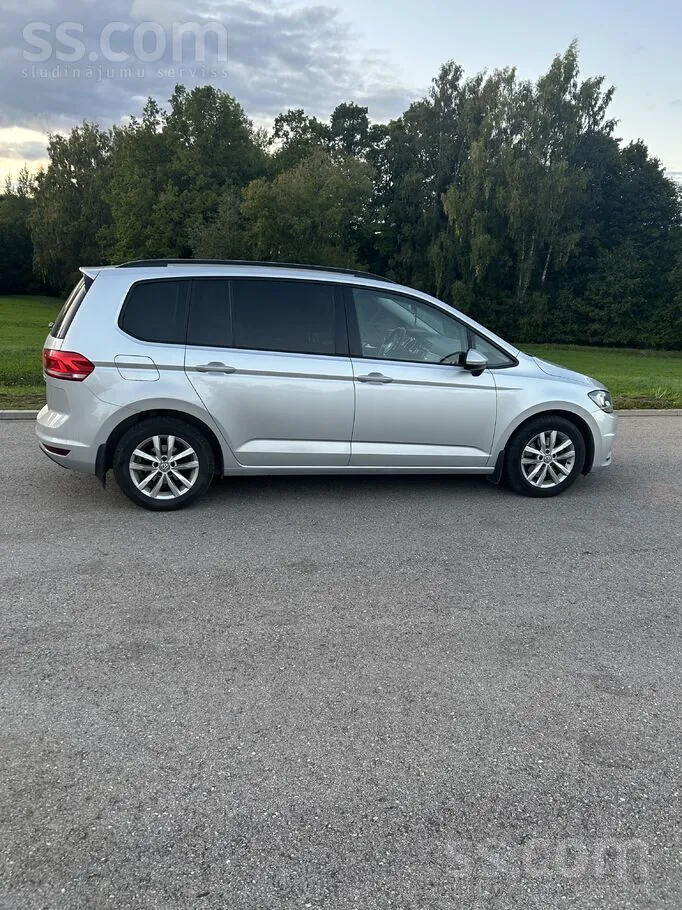 Volkswagen Touran 2016 photo 5