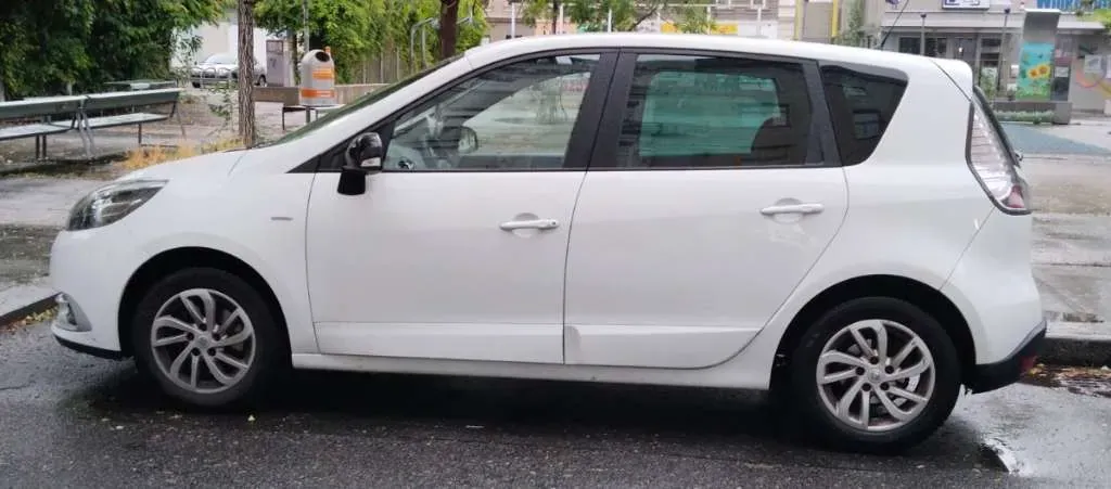 Renault Scenic 2015 photo 3