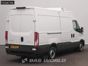 Iveco Daily 2023 photo 2