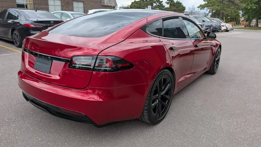 Tesla Model S 2023 photo 4