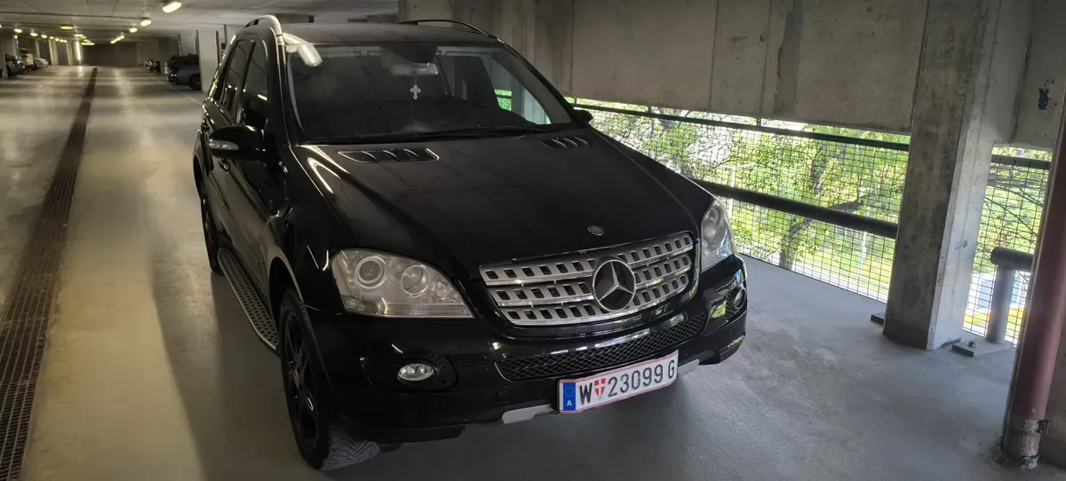 Mercedes-Benz M-Class 2007 photo 2