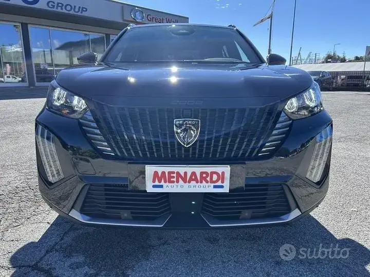 Peugeot 2008 2025 photo 2