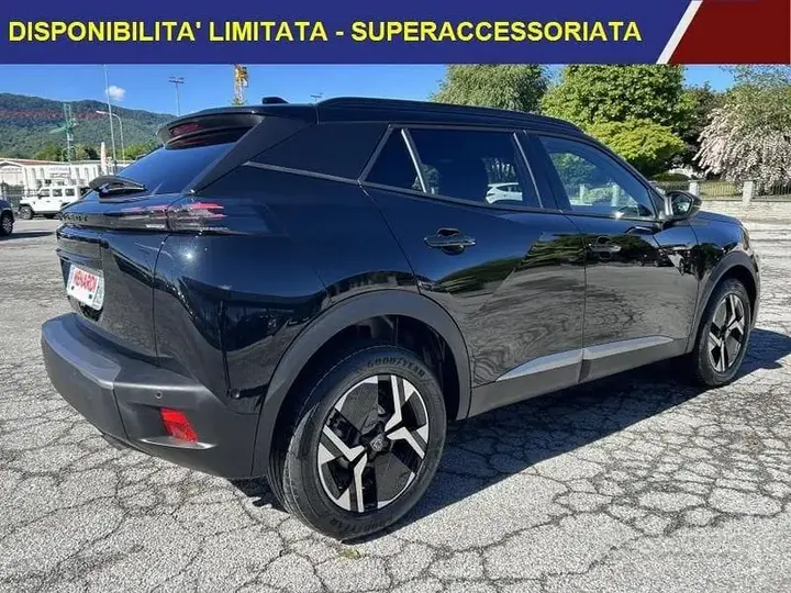 Peugeot 2008 2025 photo 3