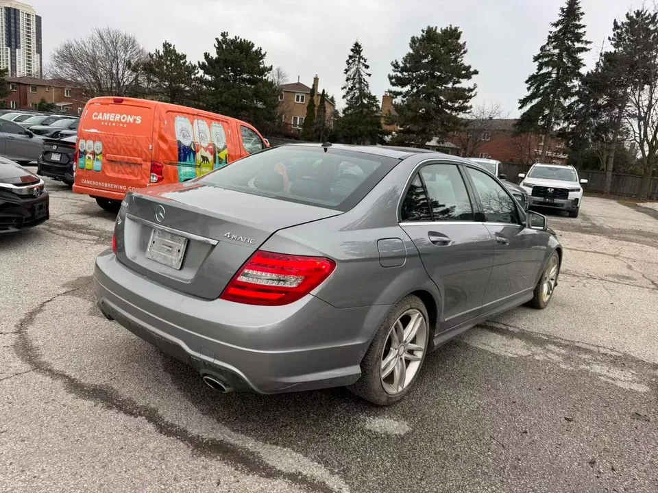 Mercedes-Benz C-Class 2013 photo 4