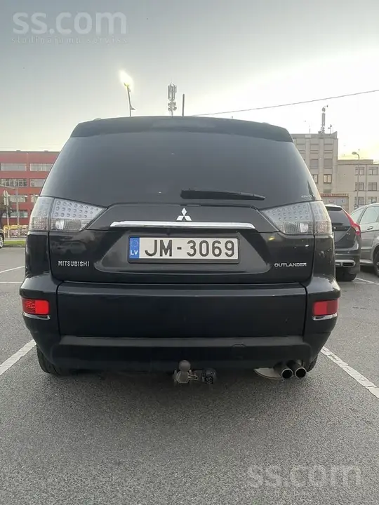 Mitsubishi Outlander 2012 photo 3