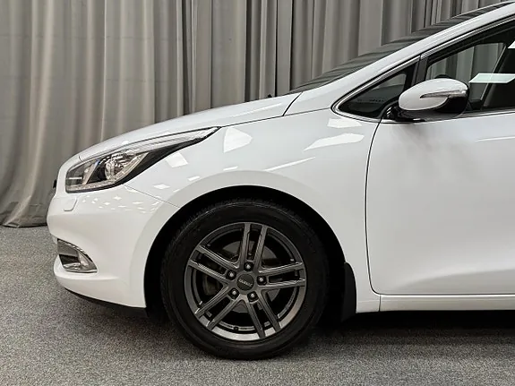 Kia Ceed 2014 photo 4