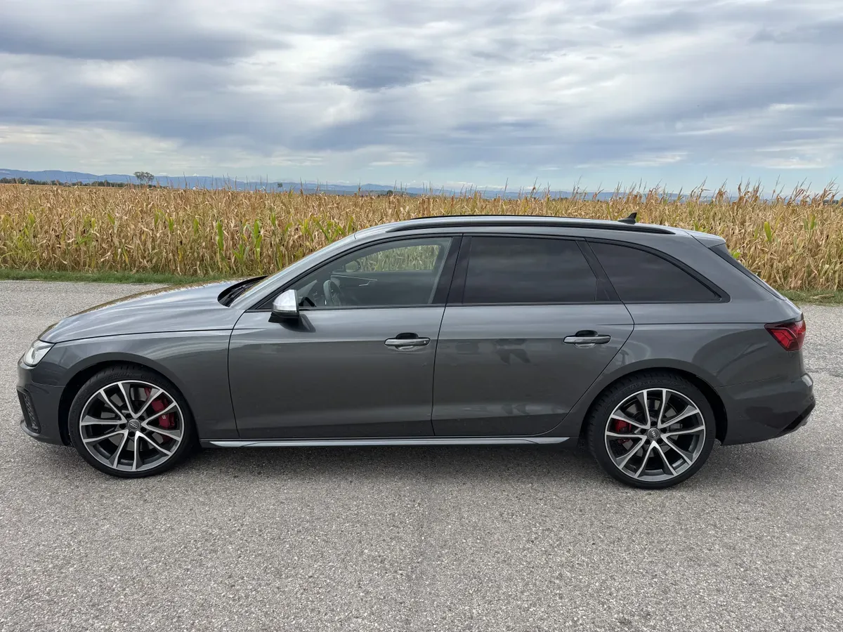 Audi A4 2020 photo 3