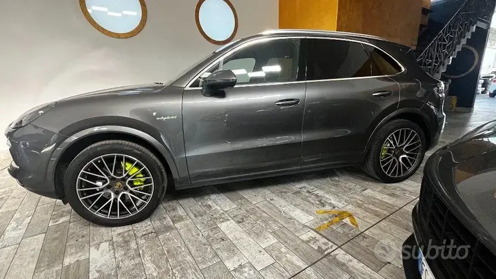 Porsche Cayenne 2021 photo 3