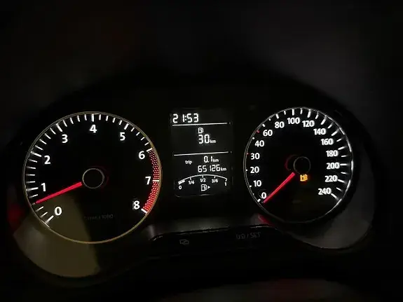 Volkswagen Polo 2013 photo 3
