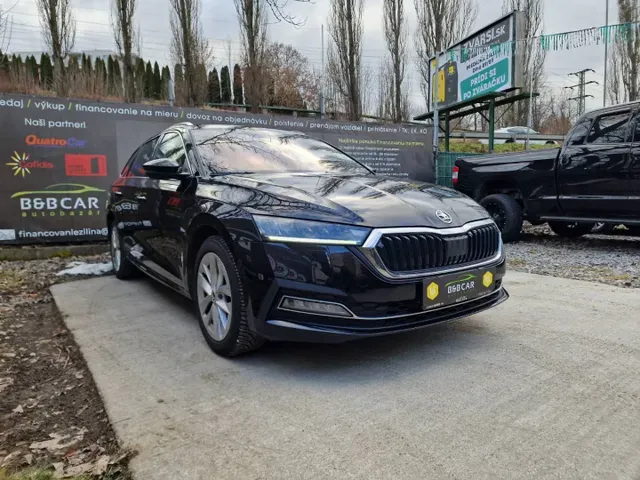 Skoda Octavia 2021 photo 3