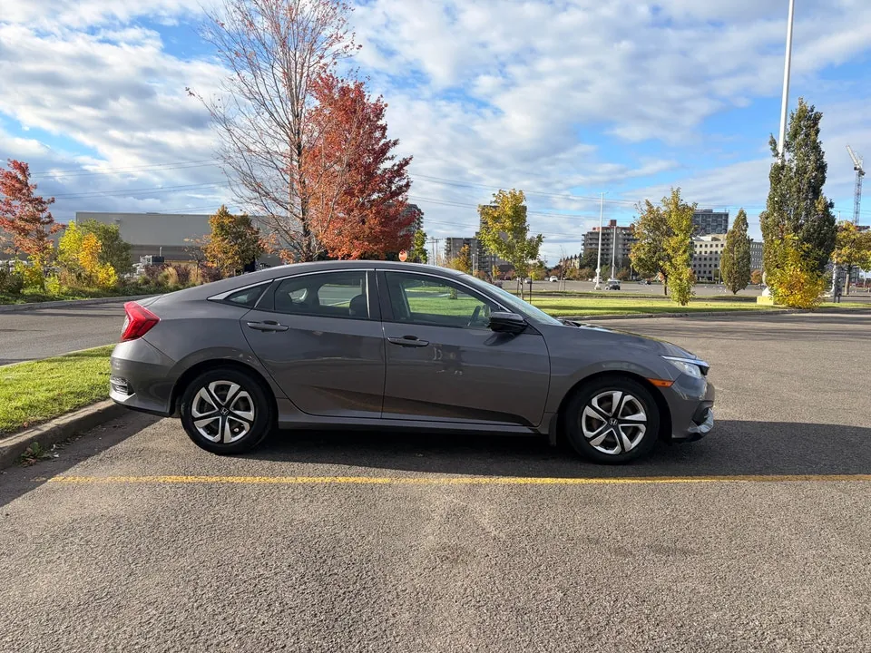 Honda Civic 2017 photo 3